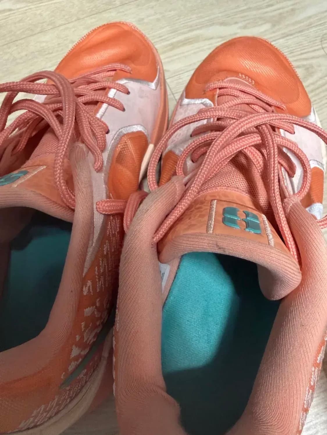 사브리나 2 EP 270mm 농구화 상품이미지2