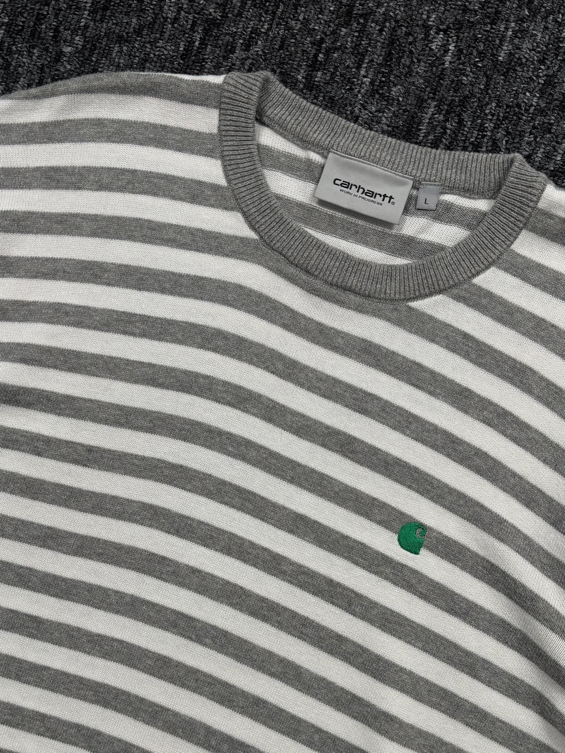 칼하트 그레이 스트라이프 니트 상품이미지5