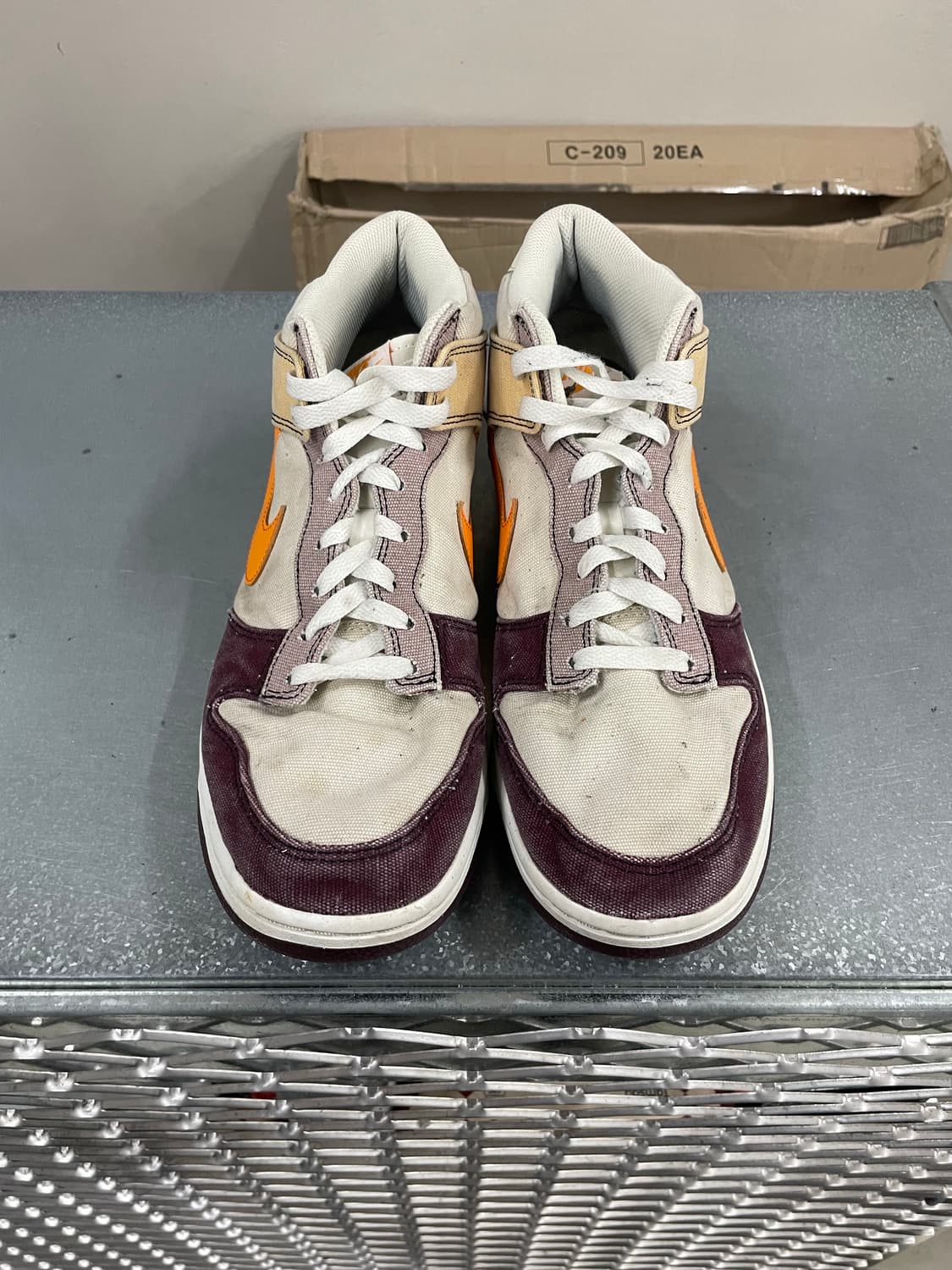 나이키 덩크 미드 코코넛 밀크 300 상품이미지5