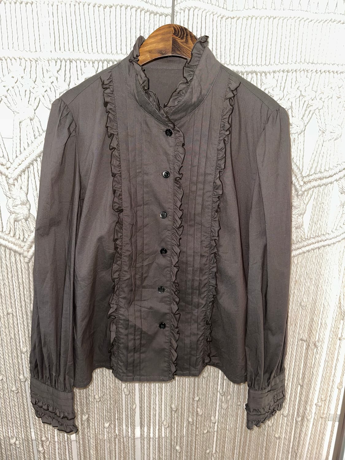 로맨틱 프릴 하이넥 셔츠 상품이미지1