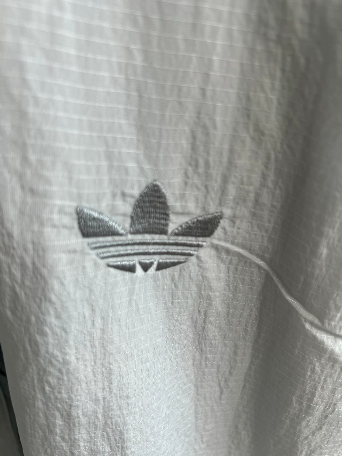 아디다스바람막이 상품이미지3