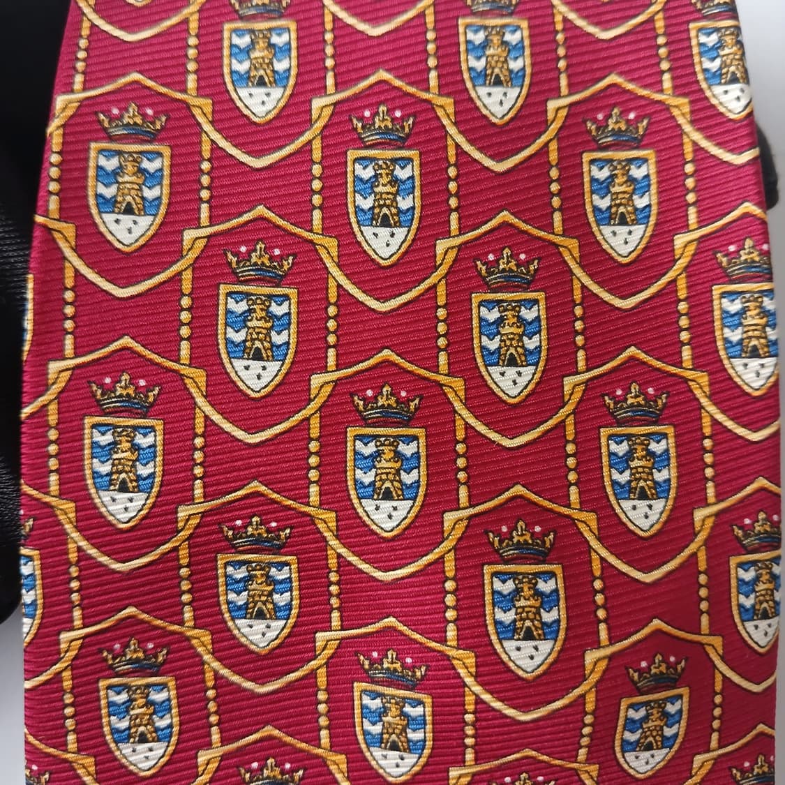 베르나르 실크 레드 크라운&문장 넥타이 9.3cm A+등급 A19096
 상품이미지6