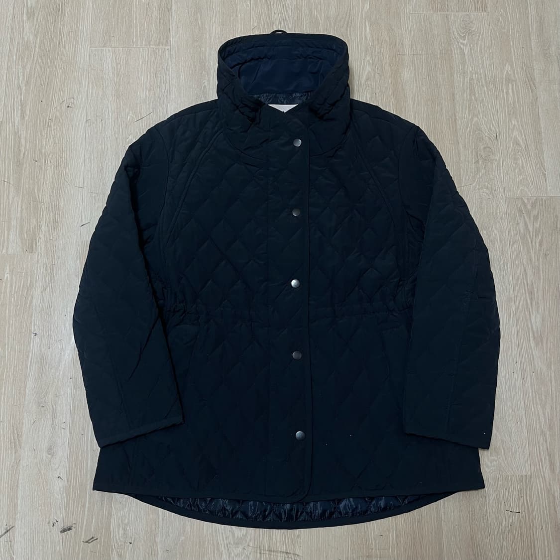 한섬 SJSJ 여성 신슐레이트 하이넥 퀼팅자켓 82-94-160  상품이미지1