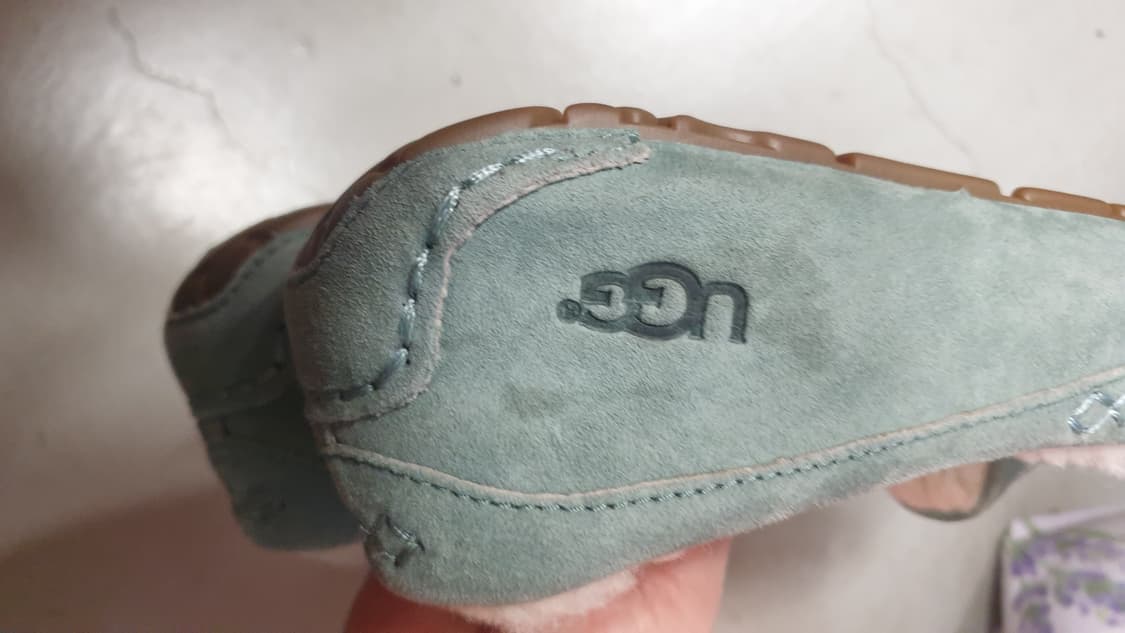 UGG 여성 모카신 앤슬리민트 240 상품이미지4