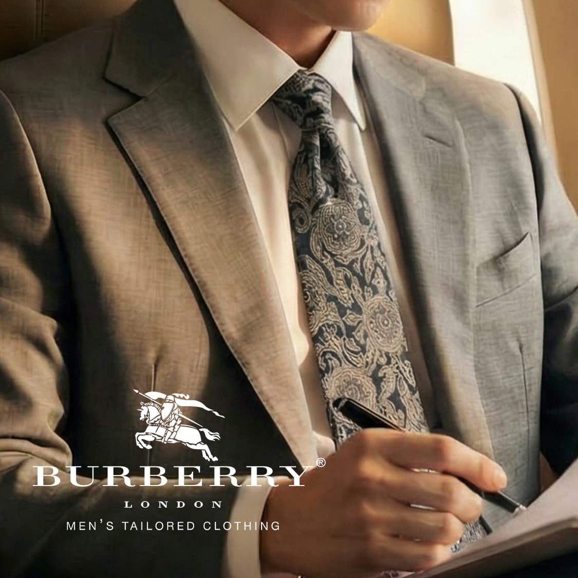 버버리 실크 네이비 페이즐리 패턴 넥타이 8.9cm B등급 A19516
 상품이미지1