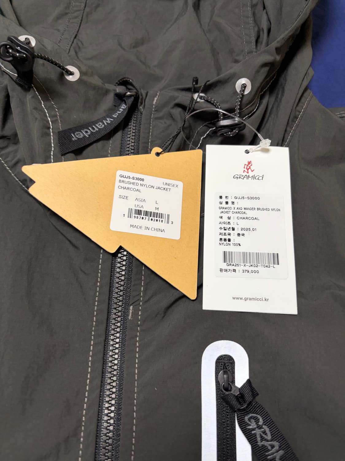 [L] 앤드원더 그라미치 브러쉬드 나일론 자켓 (차콜) 상품이미지9