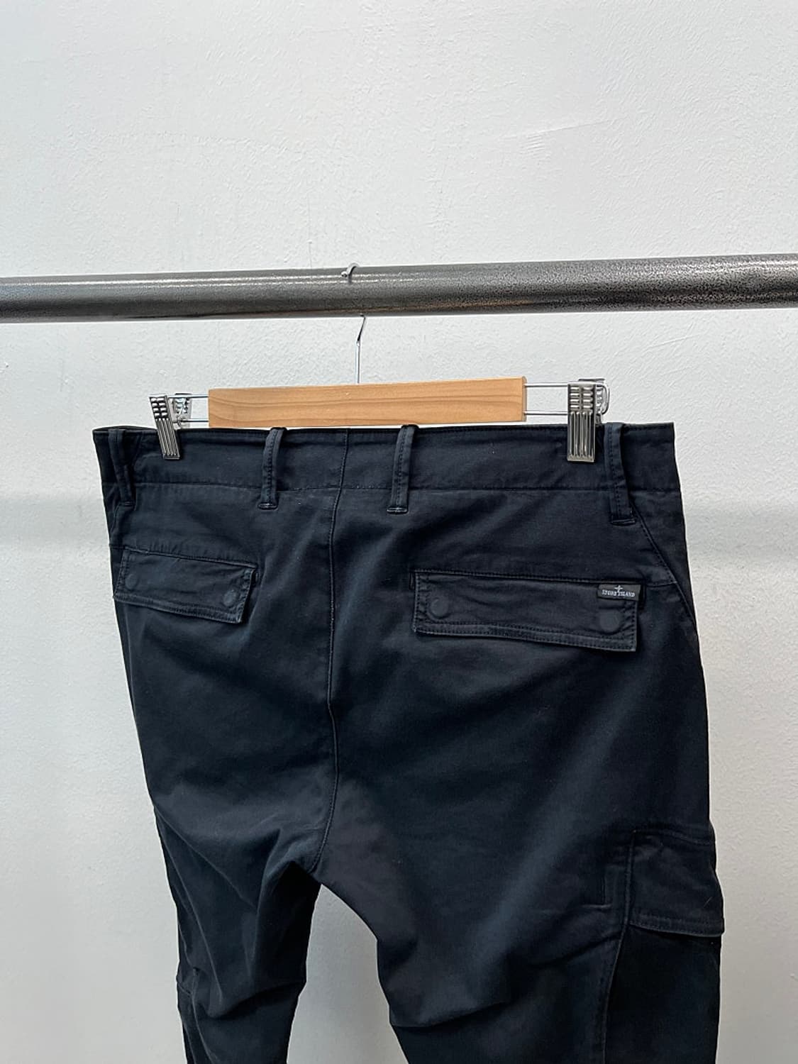 32) 스톤아일랜드 블랙 카고팬츠 상품이미지7