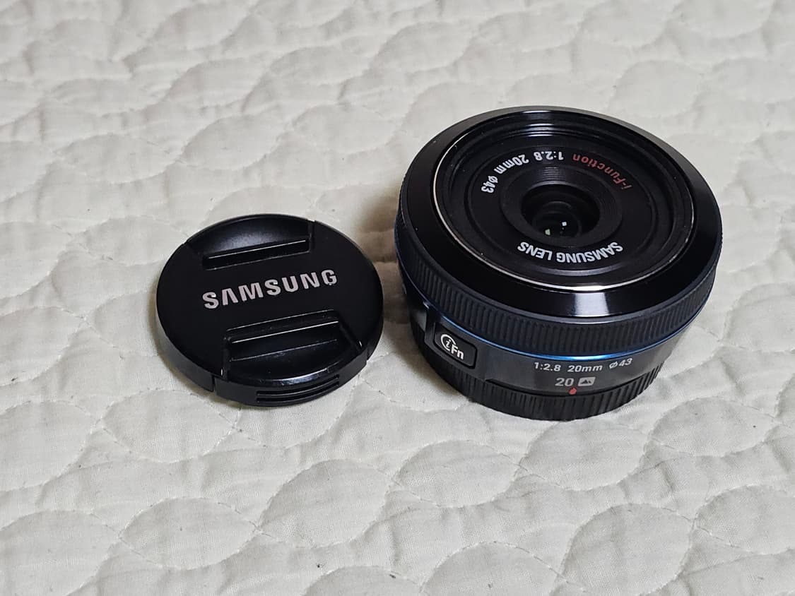 삼성 i-Function 20mm F2.8 렌즈 상품이미지1