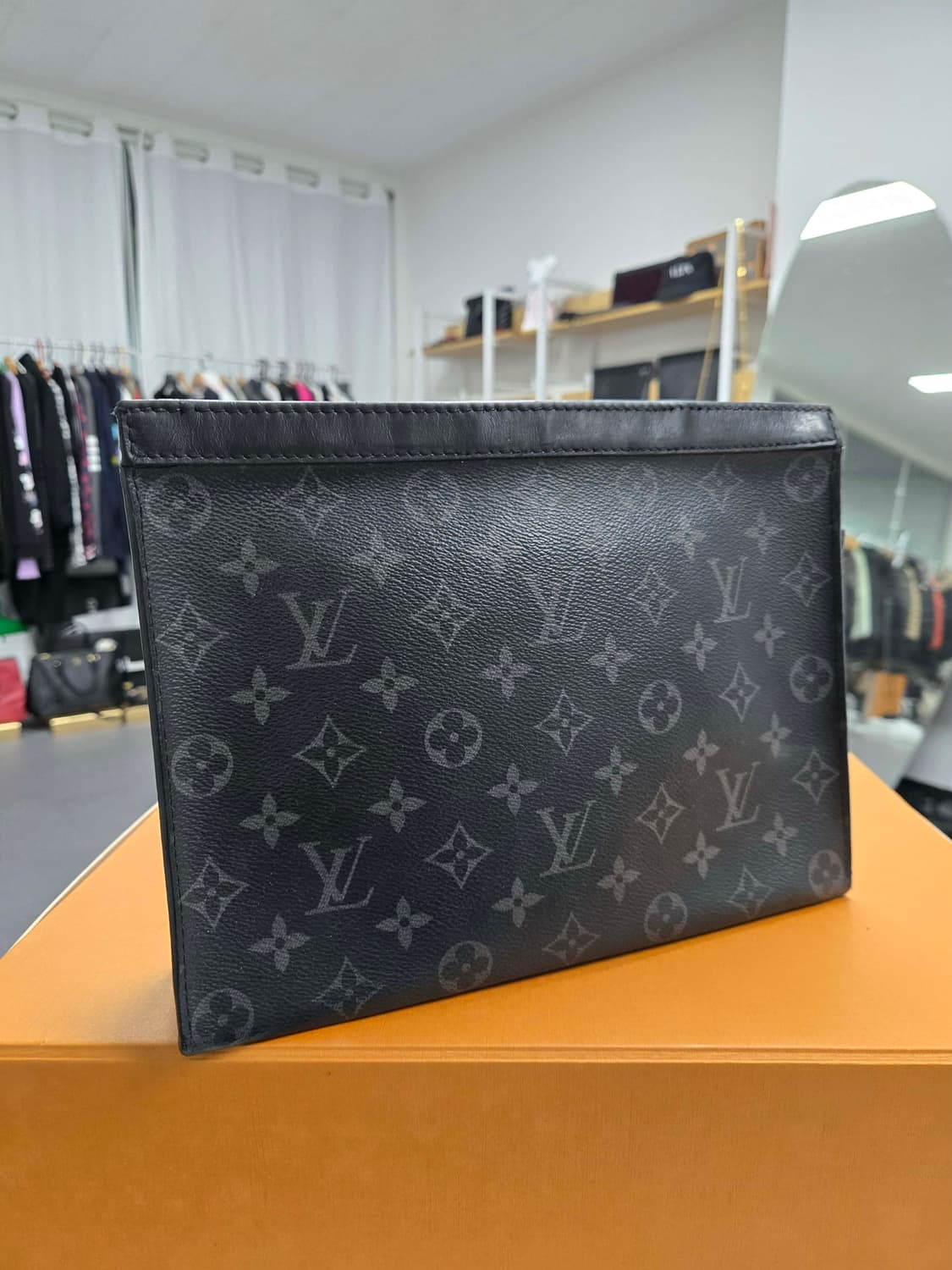 [A급컨디션] 루이비통 이클립스 보야주 클러치백 상품이미지1