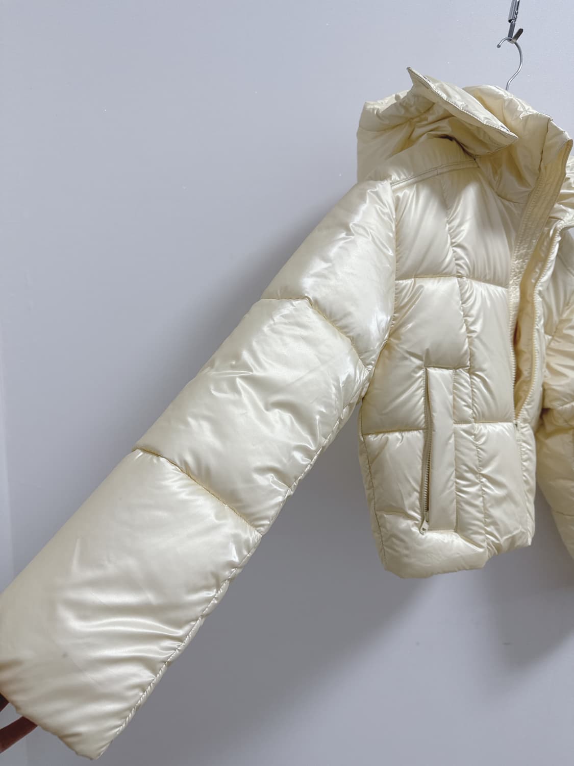 alo 알로 요가 펄라이즈드 프리스틴 퍼프 상품이미지4