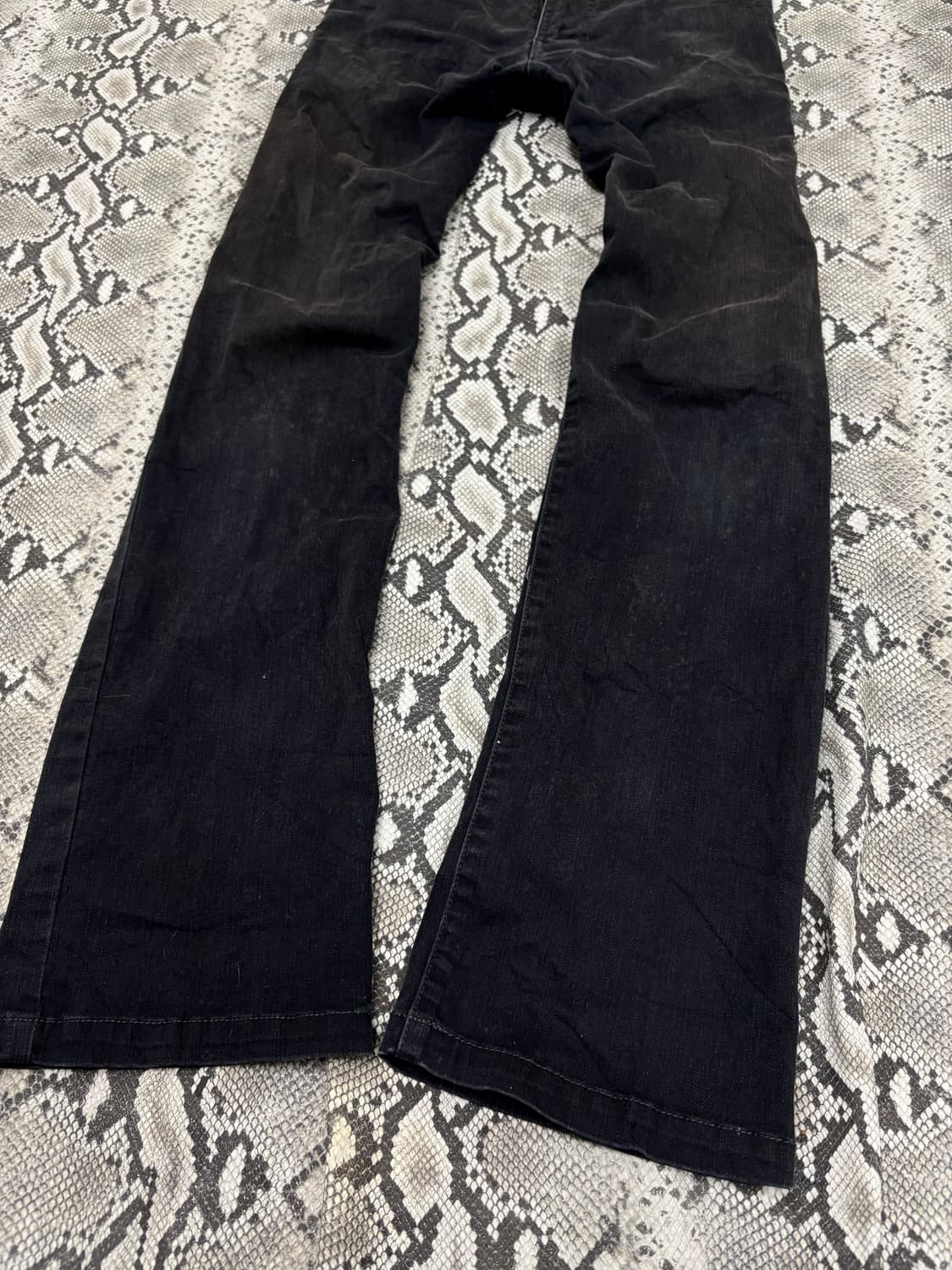 “Vintage” Black Semi- Boots Cut Pants 상품이미지5