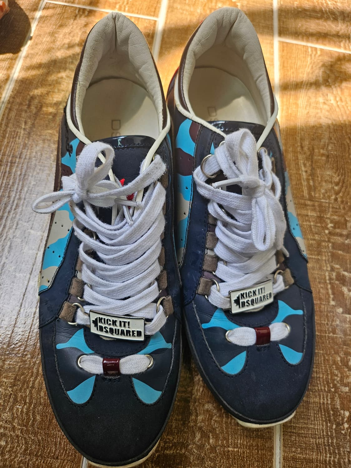 디스퀘어드2 카모플라쥬 스니커즈 상품이미지1