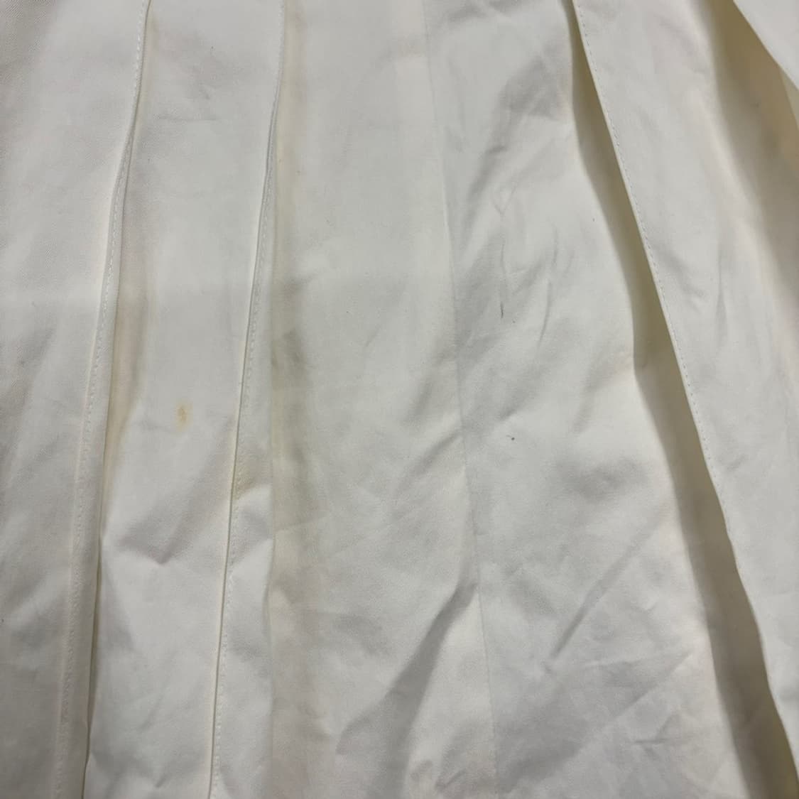 [정품/38] 버버리 화이트 플리츠 미디 스커트 상품이미지5