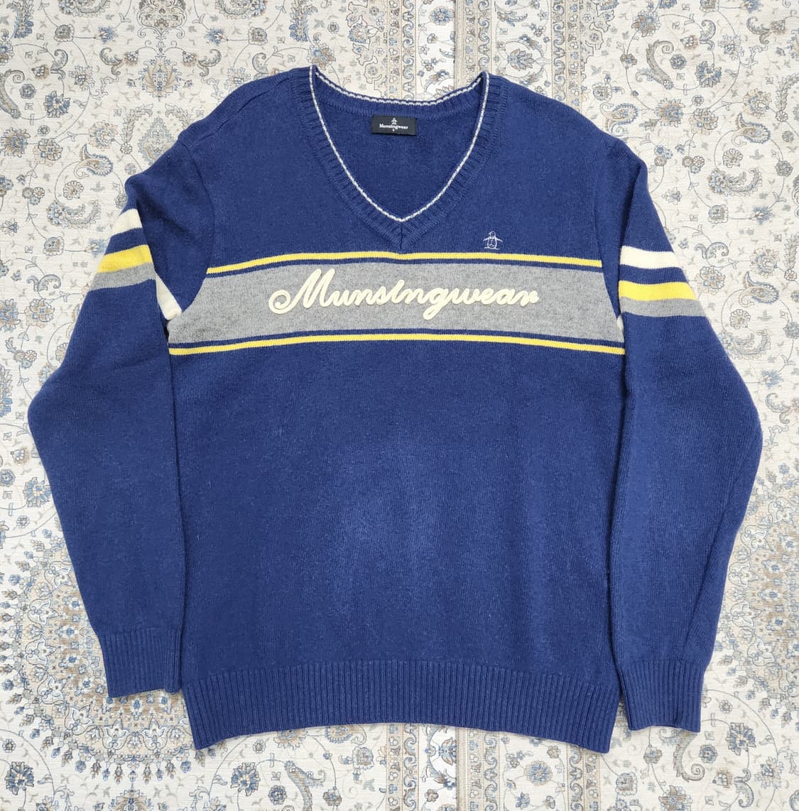 먼싱웨어 V넥 스트라이프 니트 L 상품이미지1