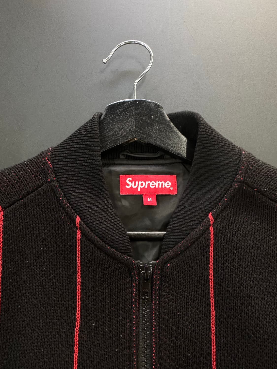 슈프림 23SS 핀스트라이프 바시티집업 스웨터 상품이미지7