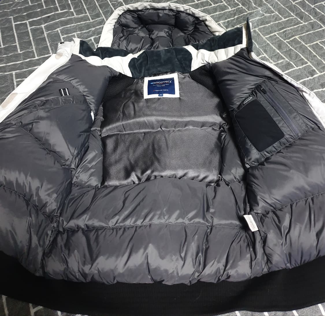 디스커버리 익스페디션 숏패트롤 구스다운 패딩 자켓 (95) 상품이미지3