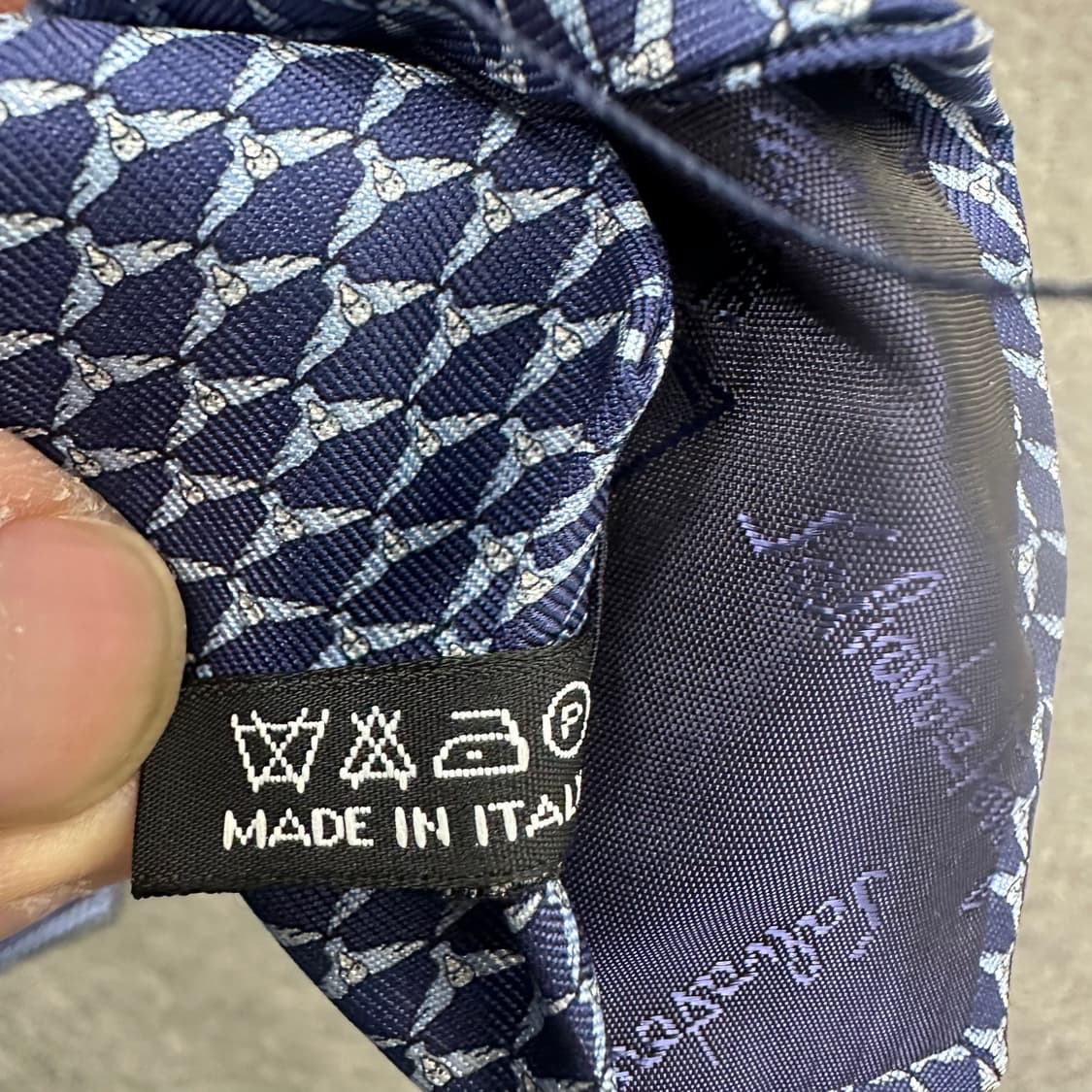 페레가모 빈티지 넥타이 상품이미지5