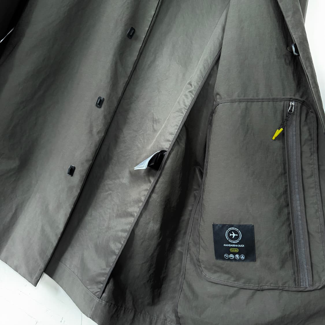 만다리나덕 패커블 하프 코트 105 상품이미지6