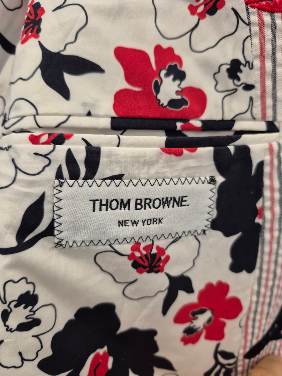 톰브라운 자켓 상품이미지4