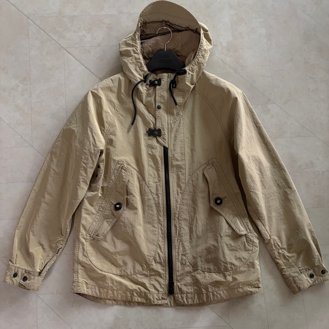 (M)이스트로그 x 비이커 덱 후드 파카 베이지 상품이미지3