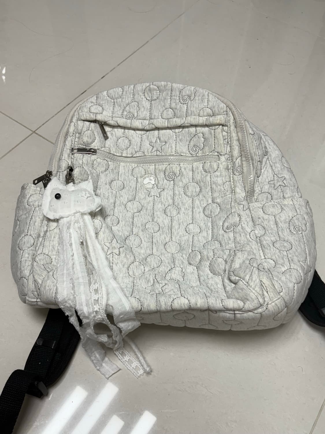 허그유어스킨 퀄티드 멀티 백팩 아이보리+키링  상품이미지5