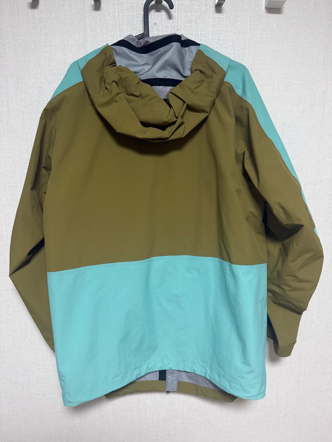 아디다스 테렉스 익스플로릭 레인레디 자켓 상품이미지2