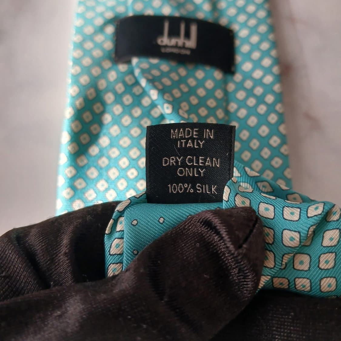 던힐 실크 민트 마이크로 패턴 넥타이 9.2cm A+등급 A19219
 상품이미지7