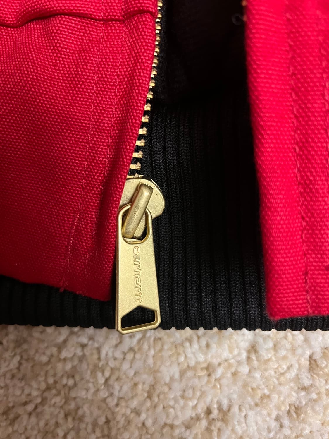 [50주년 기념] 칼하트 J140 루즈핏 펌 덕 인슐레이티드 액티브 자켓 상품이미지4