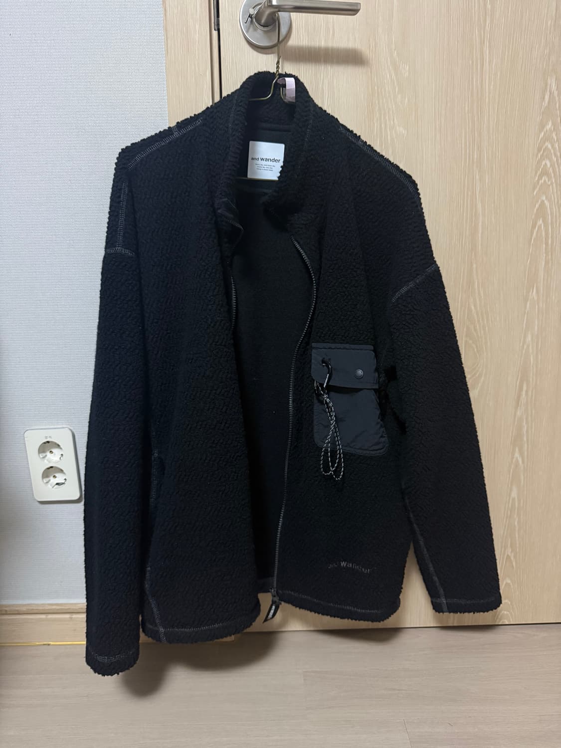 앤드원더 리울 JQ 스탠드 집업 블랙 상품이미지1