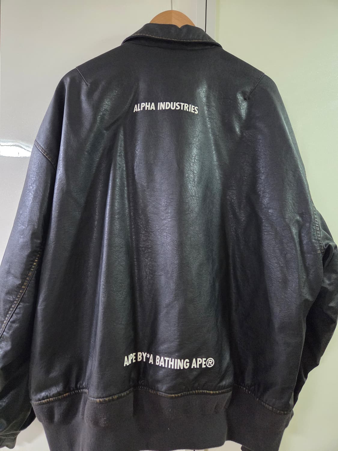 알파인더스트 x 에이프 퀼티드 레더 자켓 XL 상품이미지4