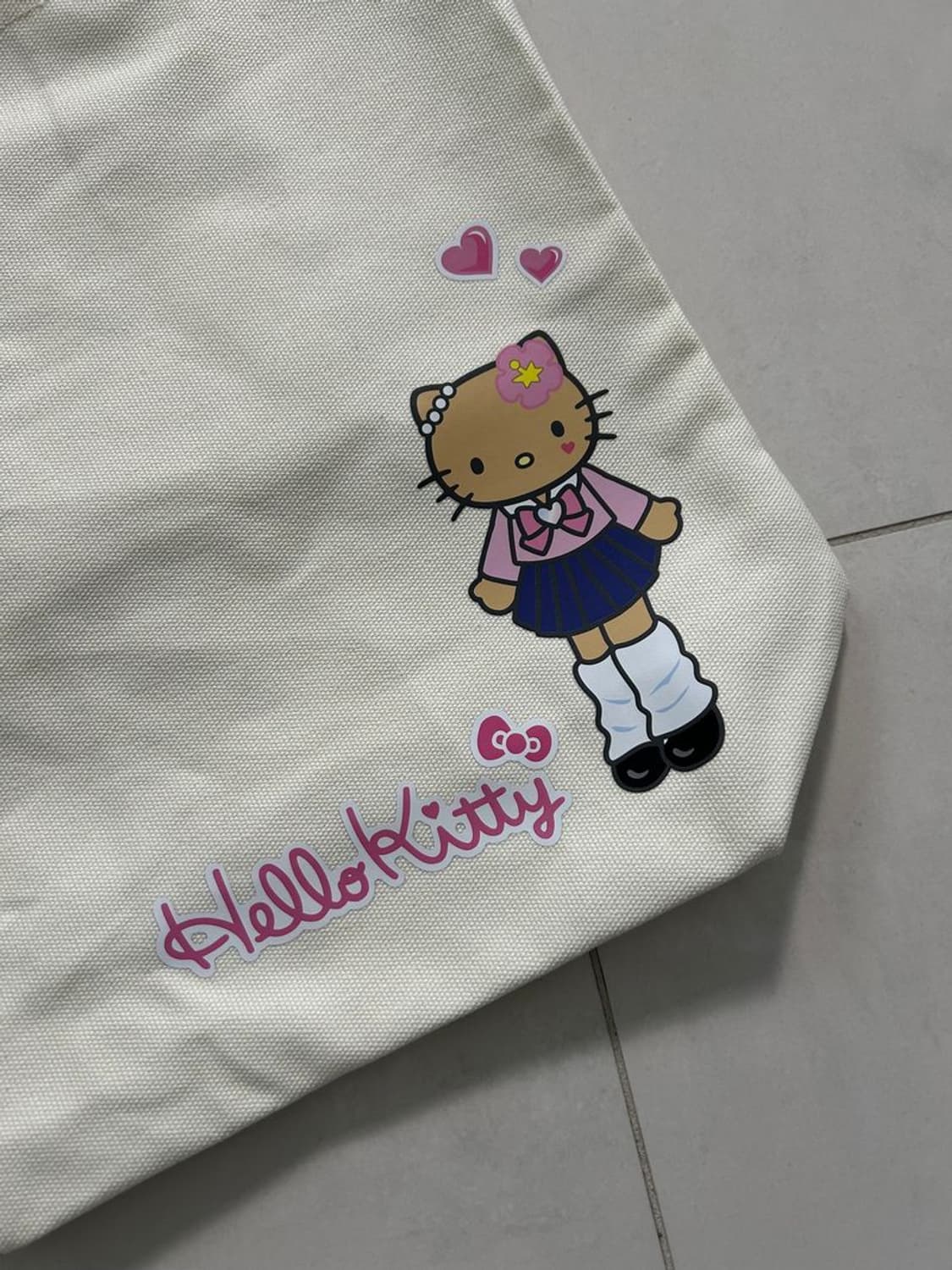 SUNBORN HELLO KITTY PRINT BAG 헬로 키티 토트백 상품이미지4