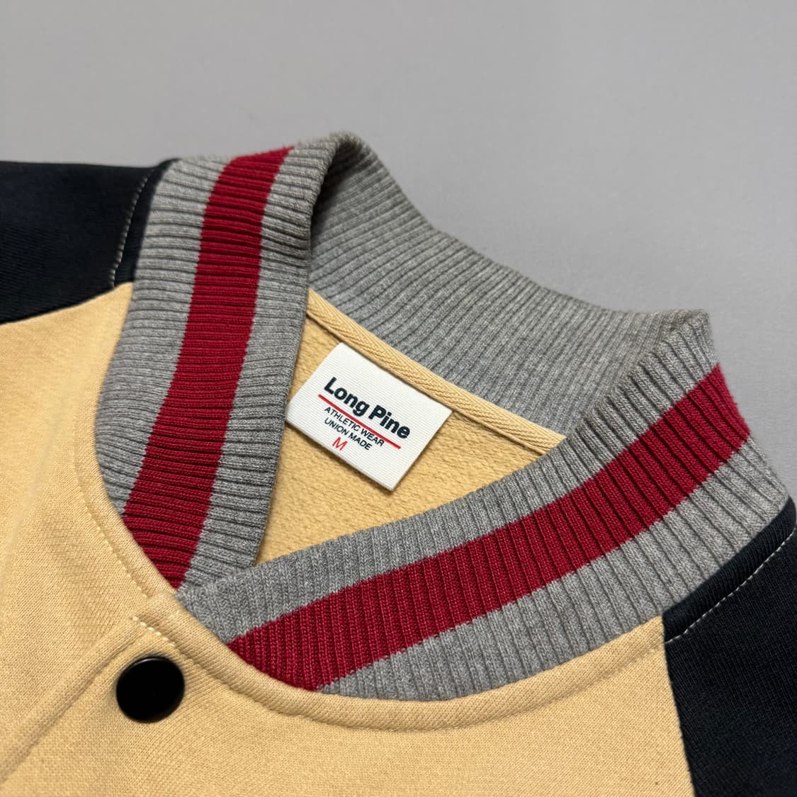 LONGPINE 베이지컬러 컬러블록 코튼 혼방 스냅버튼 스웨트 자켓 상품이미지3