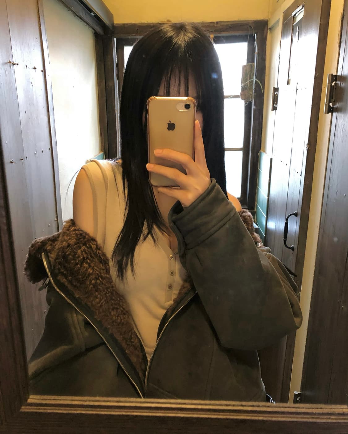 밀로우먼 빈티지 크랙 시어링 자켓 상품이미지5