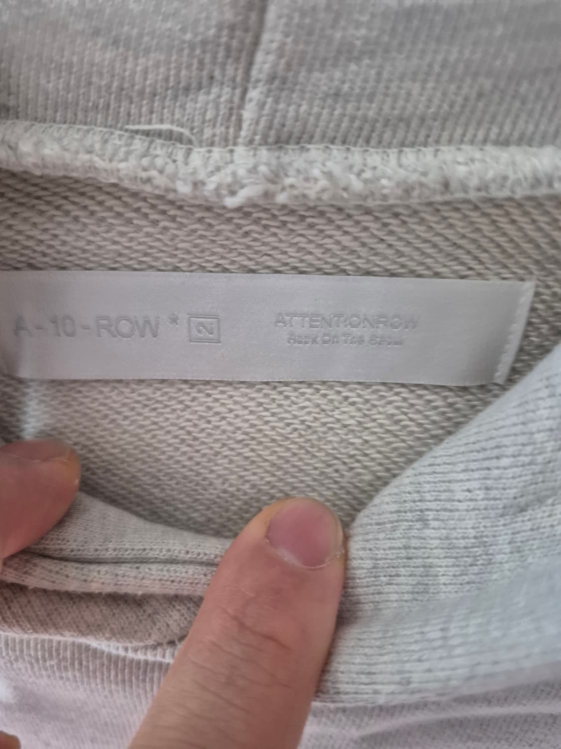 어텐션로우 후드티 상품이미지4