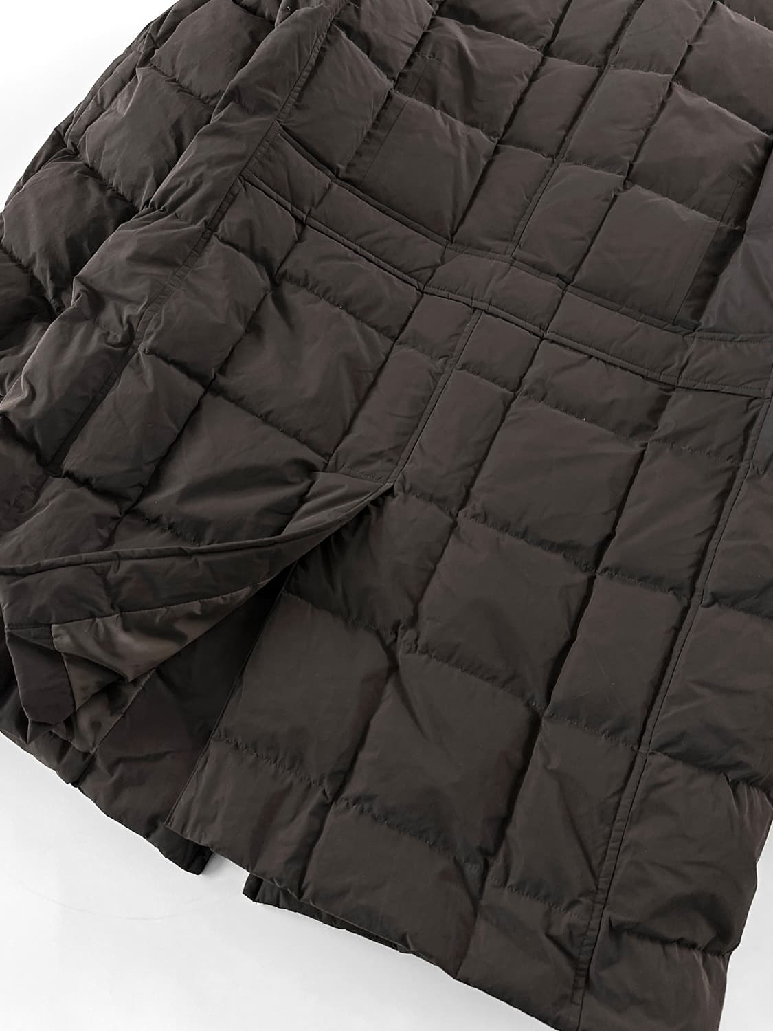 에디바우어 EB650 프리미엄 다운 퀼티드 카 코트 상품이미지9