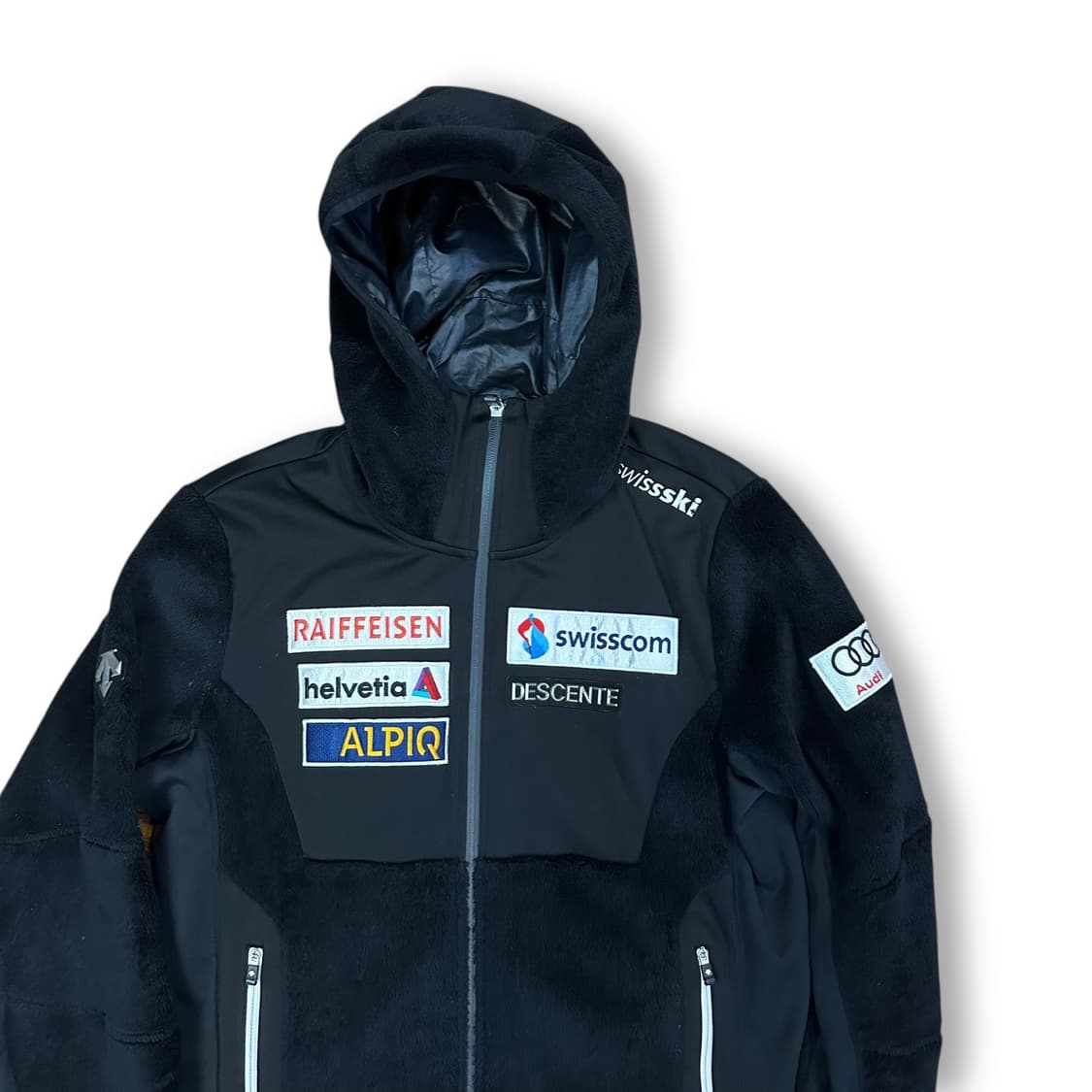 데상트 아우디 후리스 자켓 상품이미지2