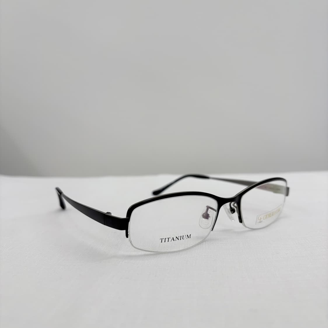 GIORGIO FERRI 블랙 티타늄 반무테 빈티지안경 상품이미지3