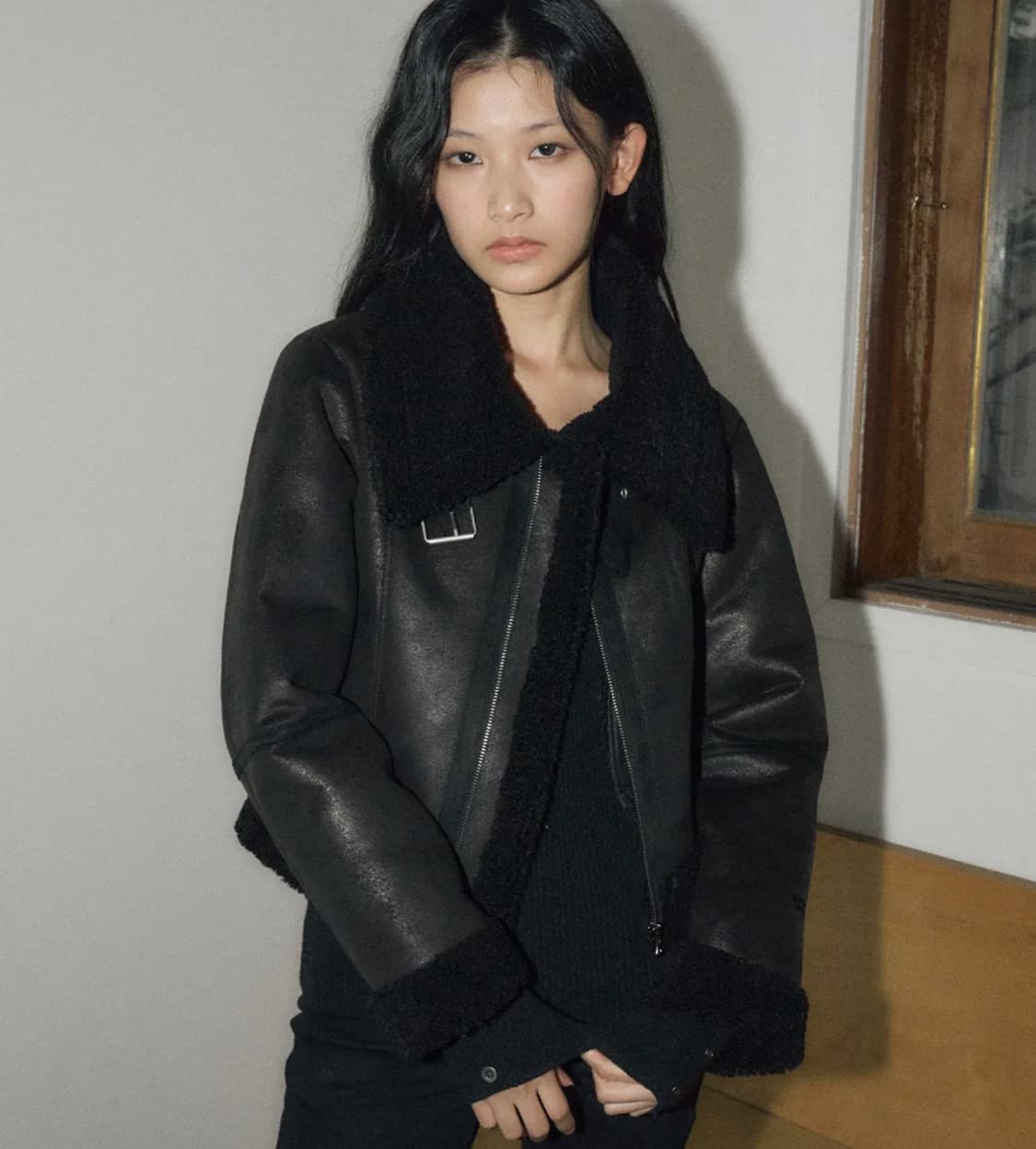 헬레네파리스 피티드 스웨이드 무스탕 블랙 상품이미지1