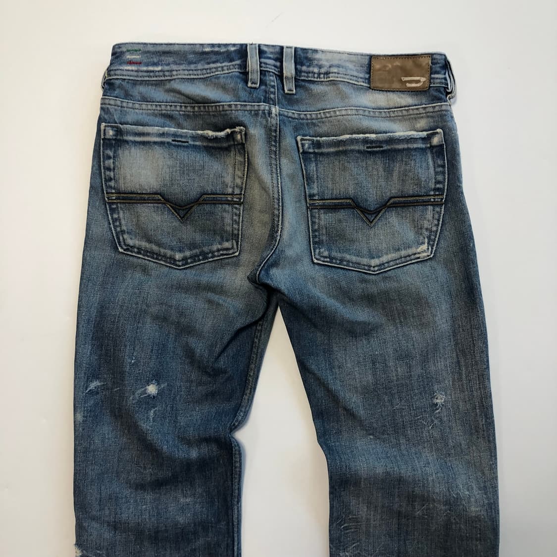 디젤 Zathan 디스트로이드 데님팬츠  상품이미지7