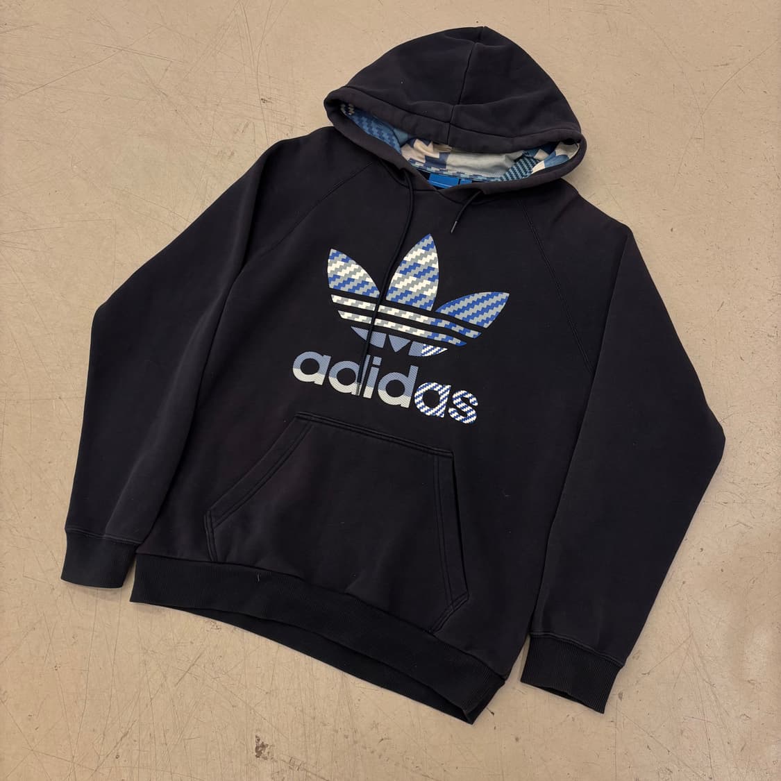 아디다스 체크 트레포일 후드티 상품이미지1