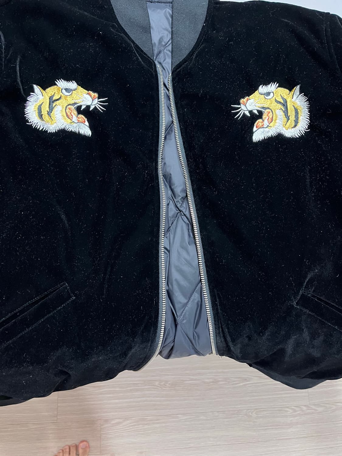 타이온 벨벳자켓 L 상품이미지1