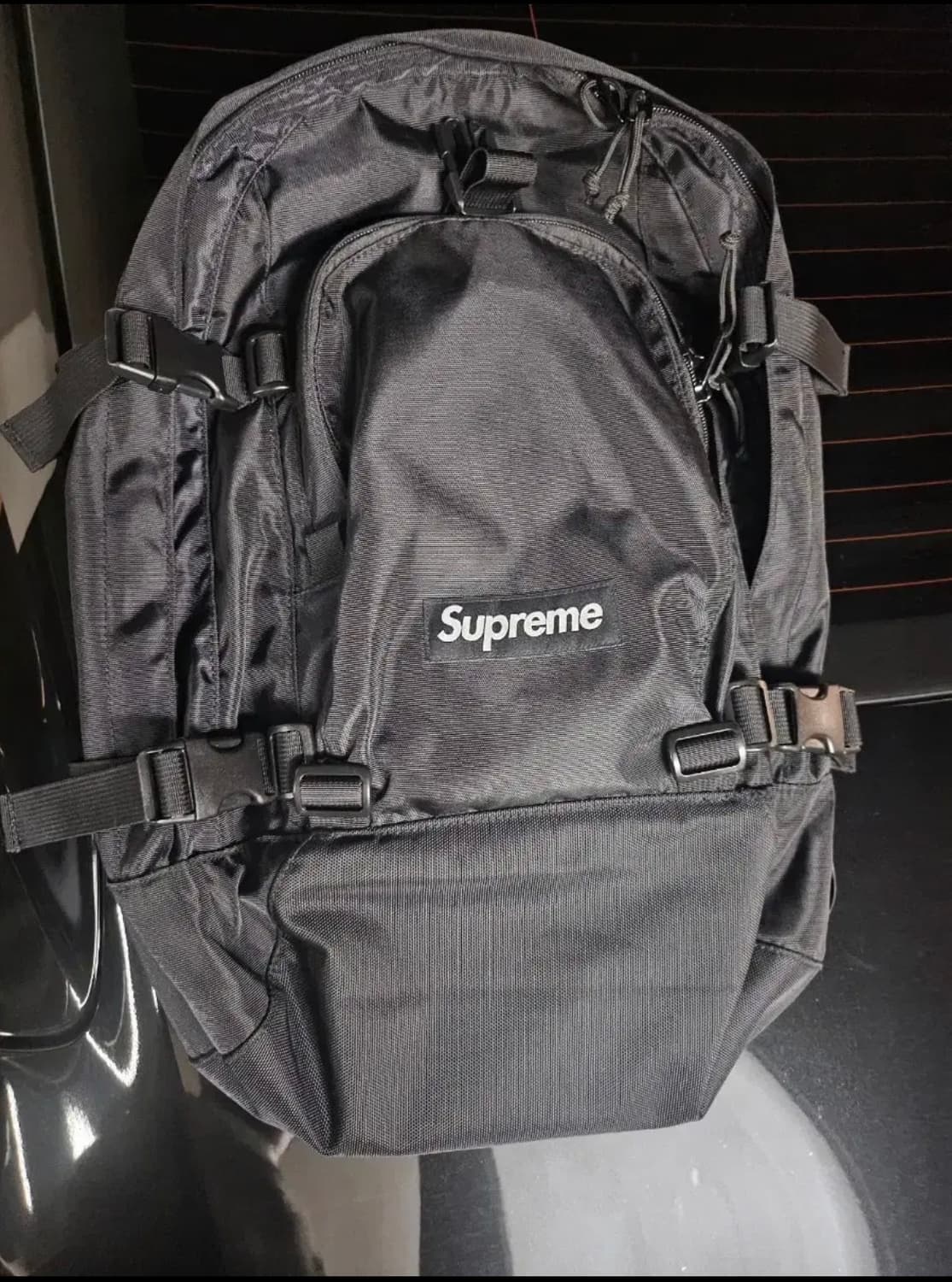 슈프림 19fw 백팩 상품이미지1