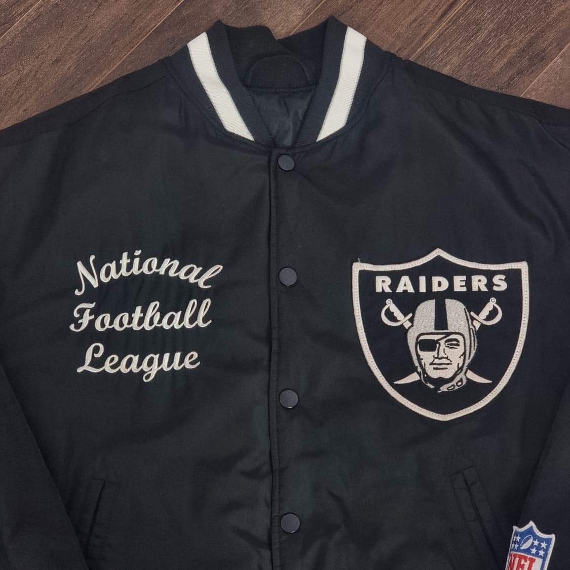 GU X NFL 라스베이거스 레이더스 점퍼 자켓 유니폼 M 상품이미지2