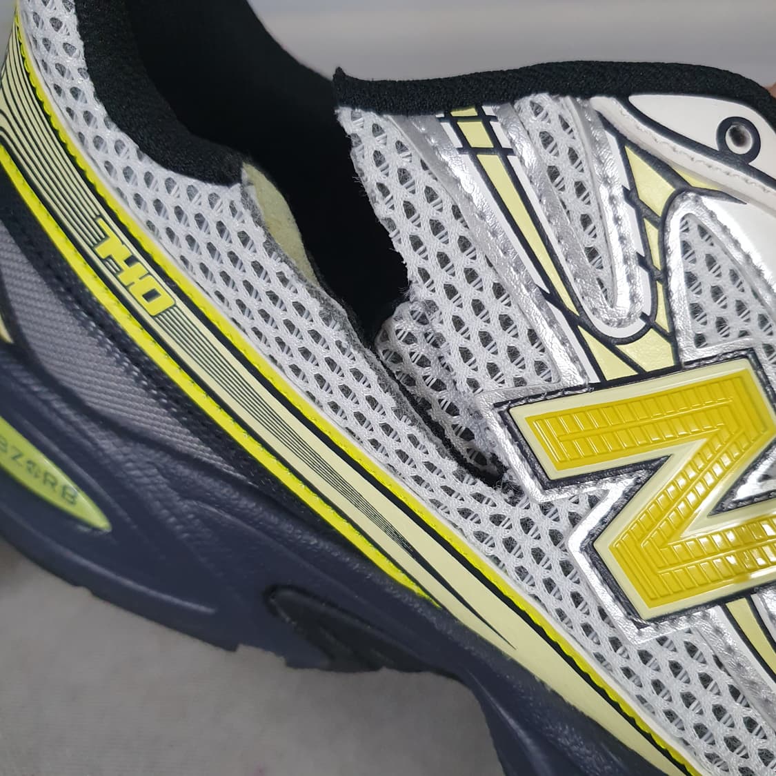 [B Grade] 뉴발란스 740 상품이미지6