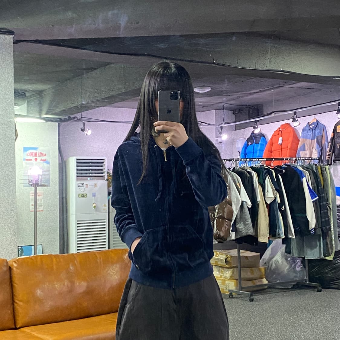 쥬시 꾸뛰르 네이비 벨벳 후드집업 B4230 상품이미지1