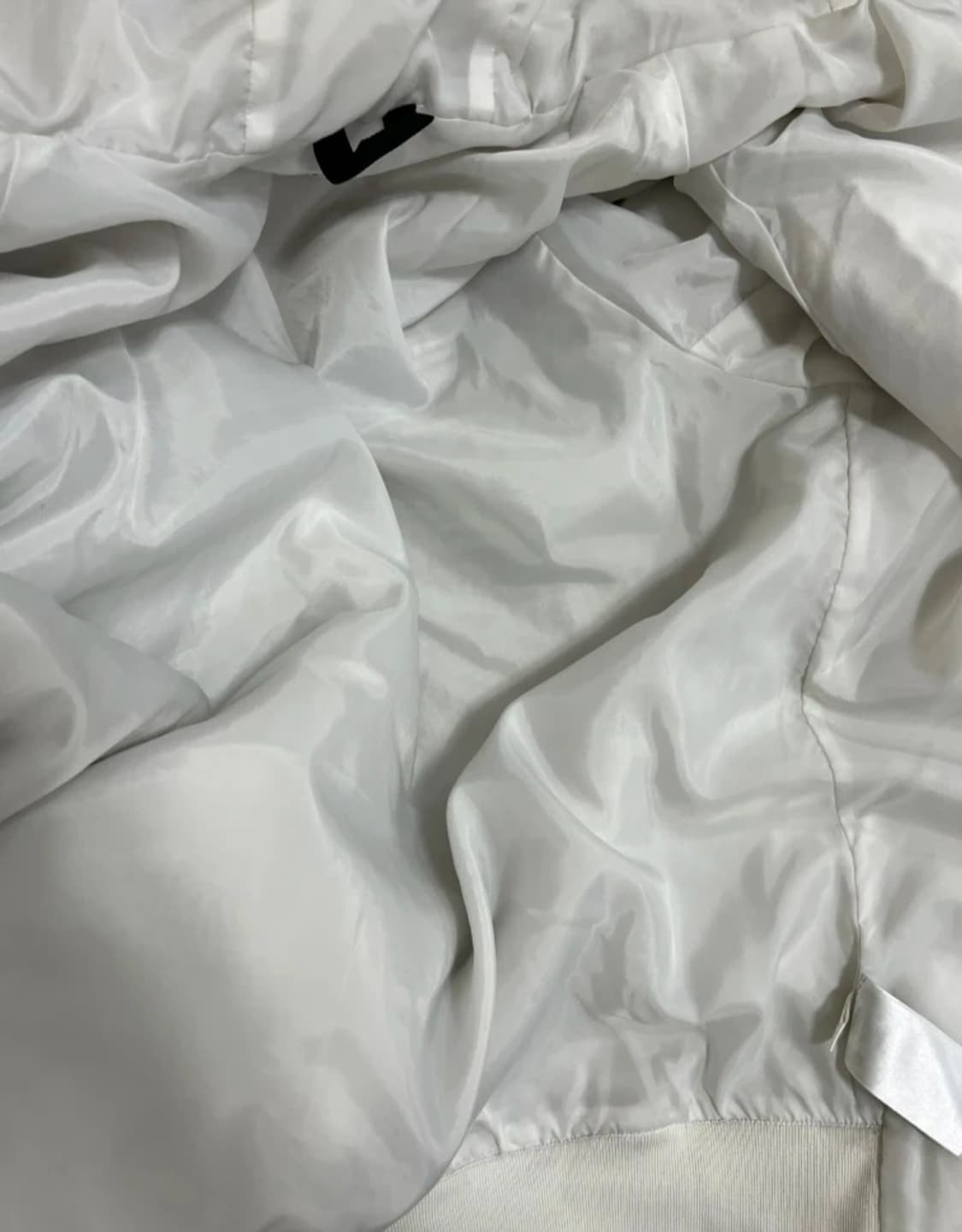 아디다스 남성 아이보리 후리스 집업패딩 
 상품이미지5