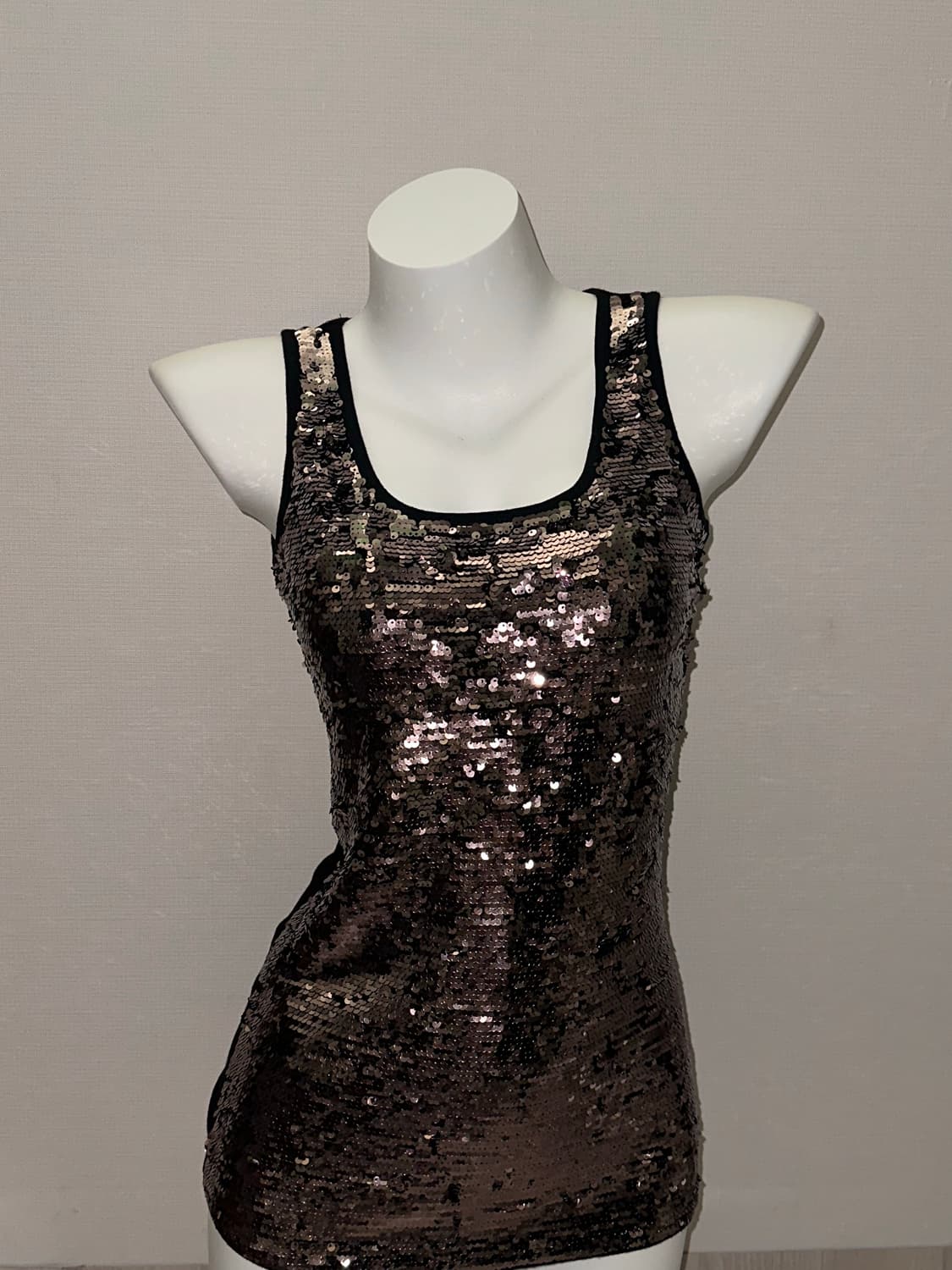 빈티지 블랙 스팽글 슬리브리스 탑 상품이미지5
