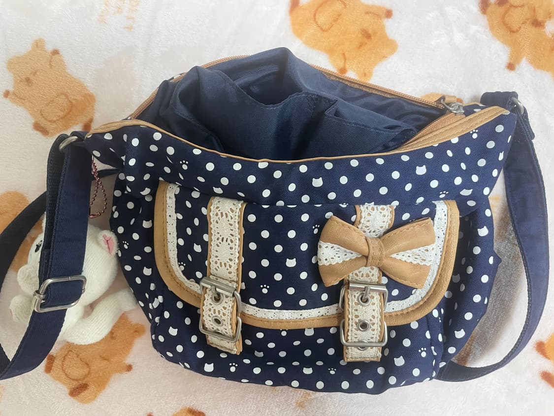 모리걸 빈티지 고양이 패턴 리본 레이스 크로스백 🐱💙🎀 상품이미지4