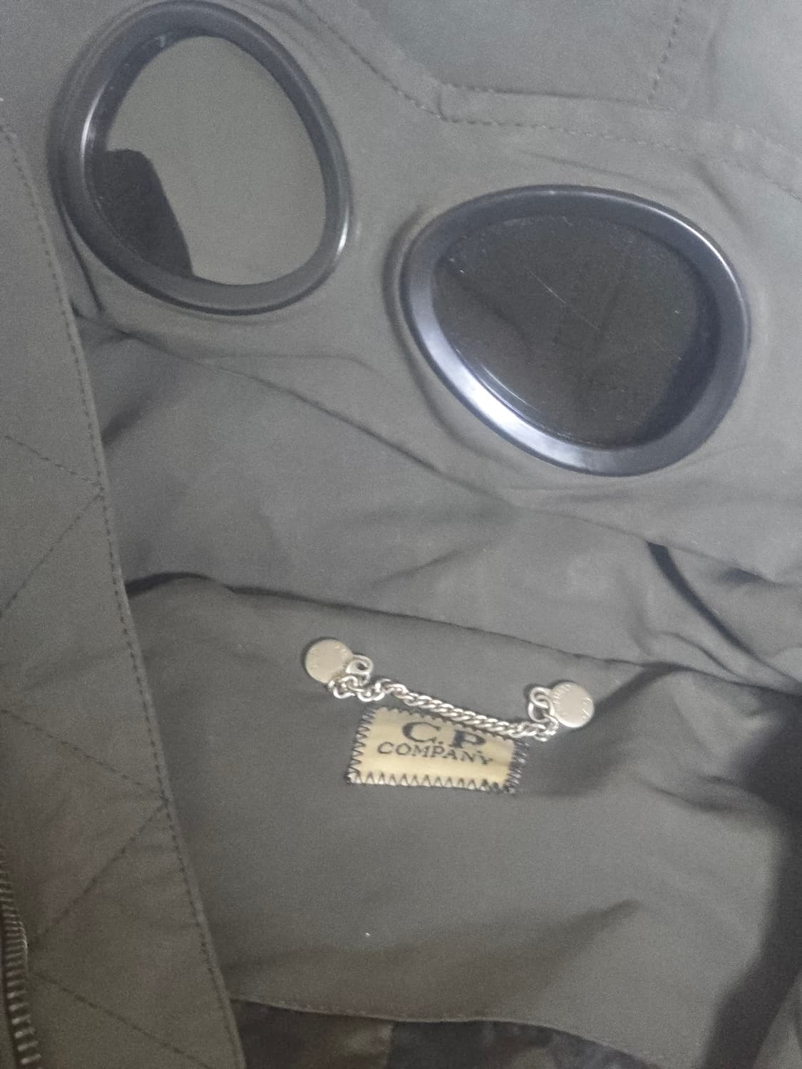 CP 컴퍼니의 아이코닉한 고글 필드 자켓 판매합니다.(100사이즈) 상품이미지6