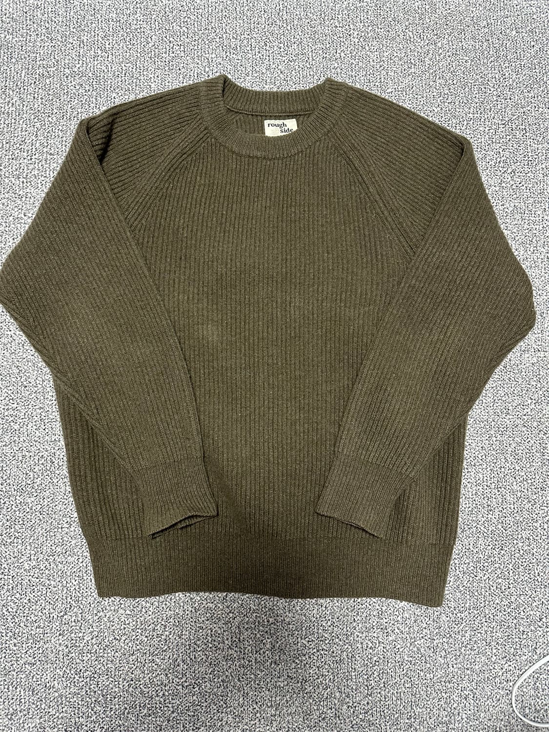 러프사이드 니트 상품이미지1